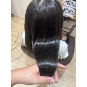 髪質改善＆トリートメント vivarc 拝島駅前店×スタイル