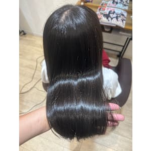 髪質改善＆トリートメント vivarc 拝島駅前店×スタイル
