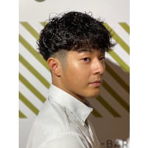 ビジネス爽やかツイストスパイラルパーマ - BARBER-BAR 四谷店【バーバーバー ヨツヤテン】掲載中