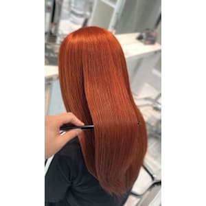 オレンジベージュ