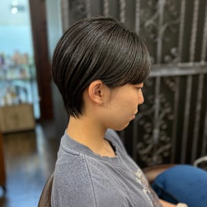 マッシュショート　くびれショート　似合わせショート