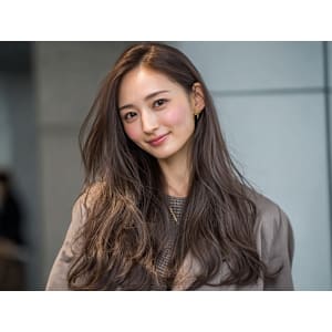 BRAVE福岡 天神店×スタイル