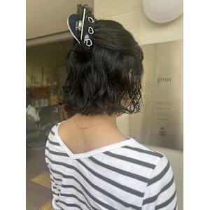 ミニボブ×ニュアンスパーマ