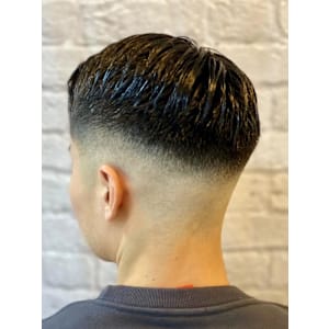 フェードスタイル - 銀座マツナガ 新宿野村ビル店【ギンザマツナガ シンジュクノムラビルテン】掲載中