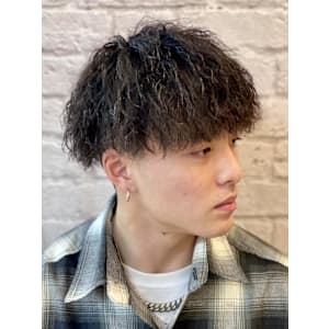 ツイストスパイラルパーマ - 銀座マツナガ 新宿野村ビル店【ギンザマツナガ シンジュクノムラビルテン】掲載中