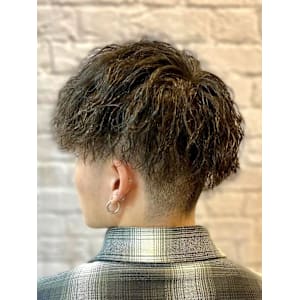 ツイストスパイラルパーマ - 銀座マツナガ 新宿野村ビル店【ギンザマツナガ シンジュクノムラビルテン】掲載中