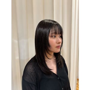 【しゅう】 艶髪レイヤー/小顔レイヤー/顔まわりレイヤー