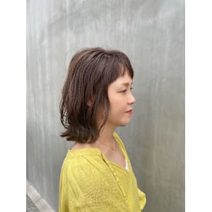 外ハネボブ×グレージュ