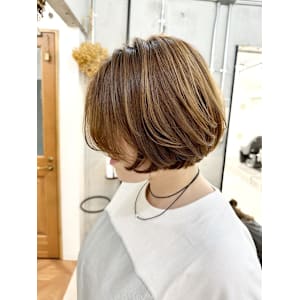layer × short bob