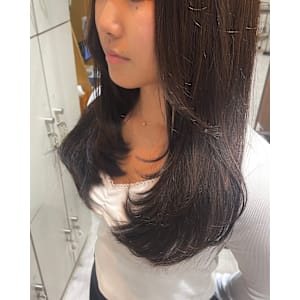 レイヤーカット×オリーブブラウン/吉川沙知 - VANESSA【ヴァネッサ】掲載中