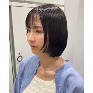 ショートボブ×レイヤー/吉川沙知