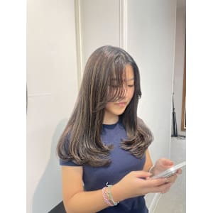 レイヤースタイル/レイヤーカット/ローレイヤー