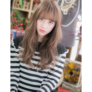 目力UP♪外国人風小顔ドーリー毛先パーマ　シルバーベージュ - COVER HAIR bliss【カバーヘア ブリス】志木/志木南口駅前店【カバーヘア ブリス シキ シキミナミグチエキマエテン】掲載中