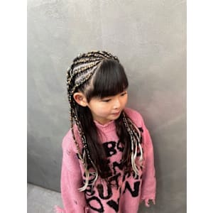 キッズハーフエクステコーンロウ8本 - TNB TOKYO【 men's】 渋谷本店【ティエヌビートウキョウメンズシブヤホンテン】掲載中