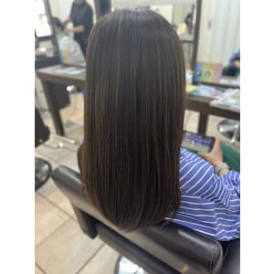 いる艶ストレート - Stilla an【スティラアン】掲載中