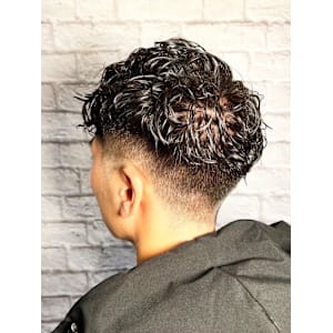 カーリーパーマ