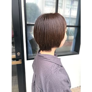 ナチュラルなショート