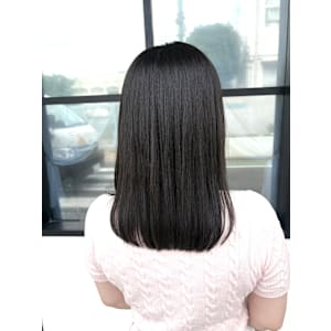 暗め透明感オリーブ×ミディアム