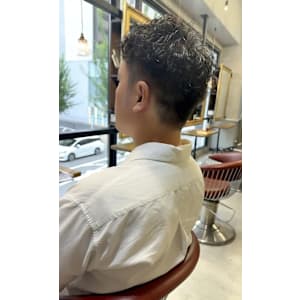 スーツ合うメンズパーマ - Lourdes hair design【ルルドヘアーデザイン】掲載中