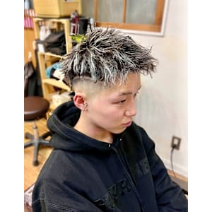 アップバングホワイトハイライトツイスパ - hair studio Romeo【ロメオ】掲載中
