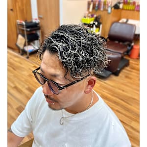 アップバングツイストスパイラルパーマ - hair studio Romeo【ロメオ】掲載中