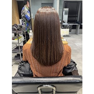 艶髪☆ナチュラルストレート - newi 池袋【ネウィ イケブクロ】掲載中