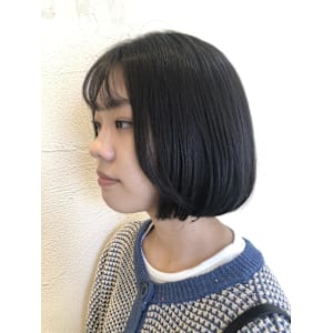 ナチュラルストレートボブ