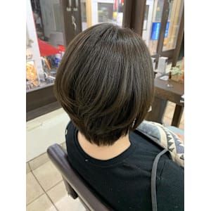 美髪ショート - Stilla an【スティラアン】掲載中