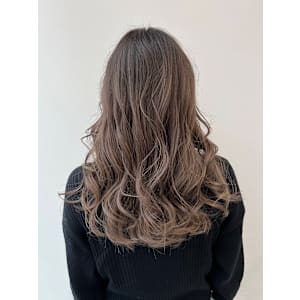 ミルクティーベージュ/ダブルカラー/レイヤーカット - siesta by amble luxe 池袋【シエスタ バイ アンブルリュクス】【シエスタ バイ アンブルリュクス】掲載中