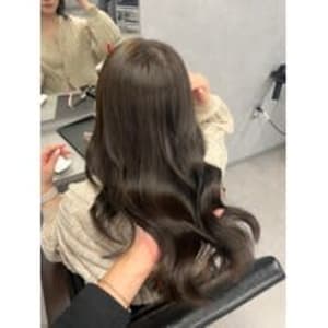 グレージュカラー - newi 所沢【ネウィ トコロザワ】掲載中