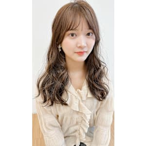 オリーブベージュ/レイヤーカット/透明感カラー