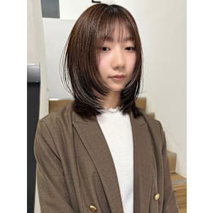 ミディアムレイヤー小顔フェイスレイヤー