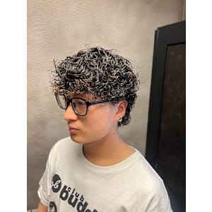 リラックスした雰囲気のあるパーマスタイル - pace hair【パーチェヘアー】掲載中