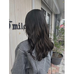 Lilou by Frames 東川口店×スタイル