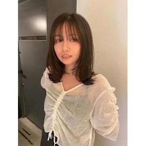 透明感ベージュレイヤー