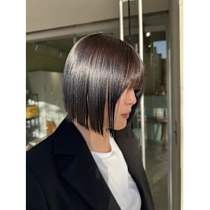 ボブ×グラデーションカラー