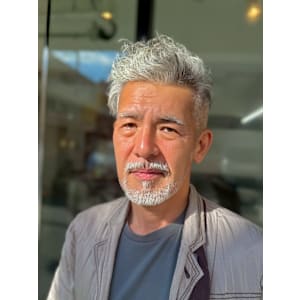 ビジネスサイドパート - BARBER MIKI【バーバーミキ】掲載中