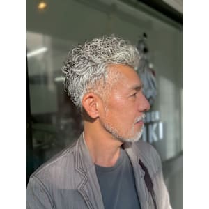 ビジネスサイドパート - BARBER MIKI【バーバーミキ】掲載中