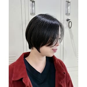 ショートボブ×丸み×くびれ×グレージュカラー×横浜×30代 - FACE。石川町【フェイスイシカワチョウ】掲載中