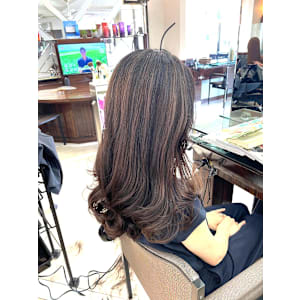 黒染めした髪にハイライト！ - elle brille 用賀【エル プリエ ヨウガ】掲載中