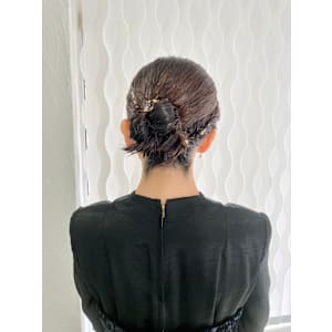 タイトヘアセット - piquetoile【ピケトワール】掲載中