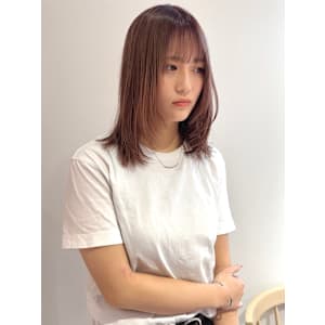 【YOKE】切りっぱなしボブ外ハネボブレイヤーボブカーキグレ - YOKE【ヨーク】掲載中