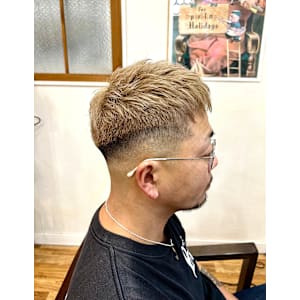 ダウンバングスキンフェードカット - hair studio Romeo【ロメオ】掲載中