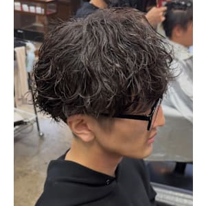 20代、30代おすすめシャドウパーマ - メンズサロン growth天神店【メンズサロングロウ】 メンズカット/メンズパーマ/眉毛【メンズサロン グロウ テンジンテン メンズサロングロウ  メンズカット メンズパーマ マユゲ】掲載中