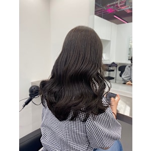 韓国風レイヤーカット【銀座駅/学割U24/前髪カット】
