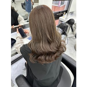 韓国風レイヤーカット【銀座駅/学割U24/前髪カット】