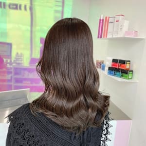 韓国風レイヤーカット【銀座駅/学割U24/前髪カット】