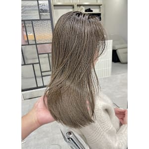 韓国顔まわりレイヤーカットグレージュオリーブベージュブラ