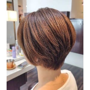 骨格補正 - ENOMOTO 髪質改善・白髪ぼかし【エノモト】【エノモト】掲載中