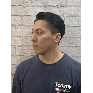 ツーブロック／オールバック／アップバング - グレイスフルバーバー プラチナム【グレイスフルバーバー プラチナム】掲載中